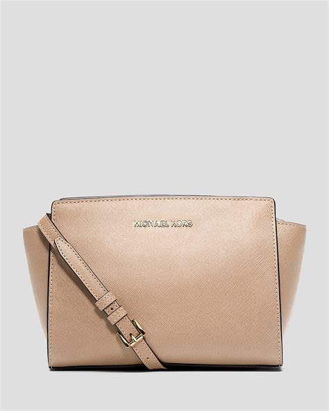 michael kors selma medium uk|Michael Kors selma medium crossbody.